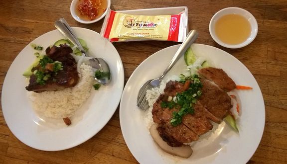 Cơm Gà chiên nước mắm