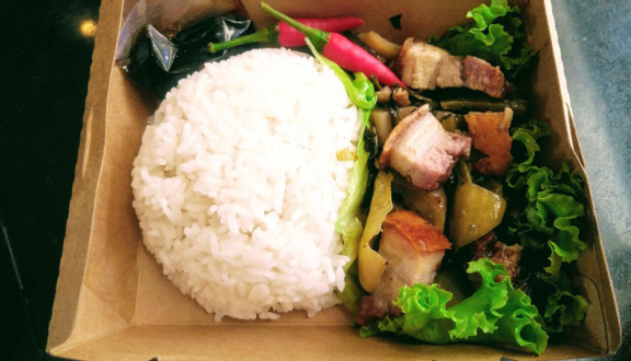 Cơm Ba Rọi Rang Cháy Cạnh