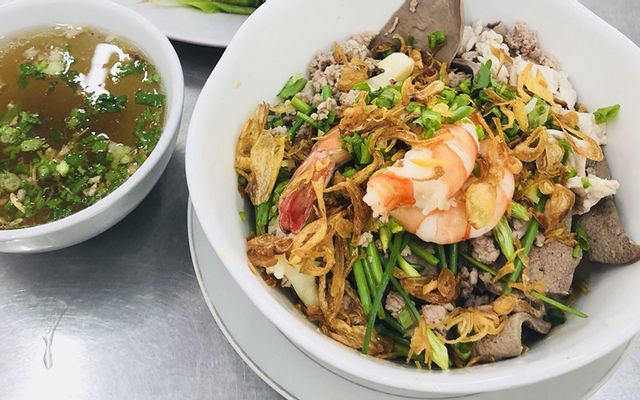 Tân Ký Mì Gia - Trần Phú