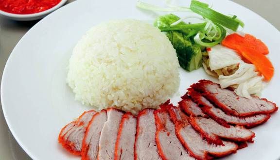 Cơm sườn nướng cay đặc biệt