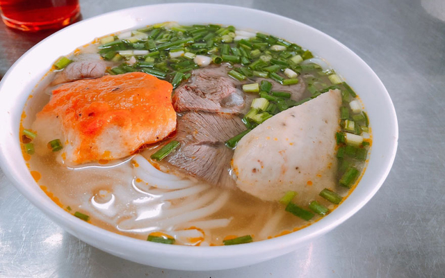 Bún riêu tôm Giò