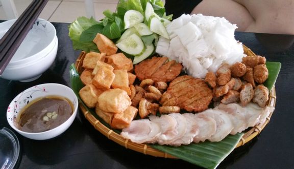 Bún đậu chả cốm