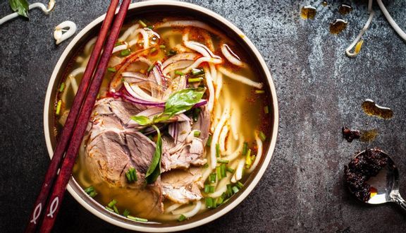 Mỳ quảng tôm thịt