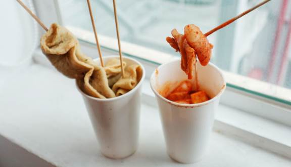 Tokbokki trứng lòng đào+chicken gangjeong+cheese tok