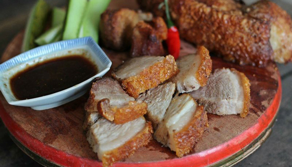 Bánh mì heo quay chả lụa đặc biệt