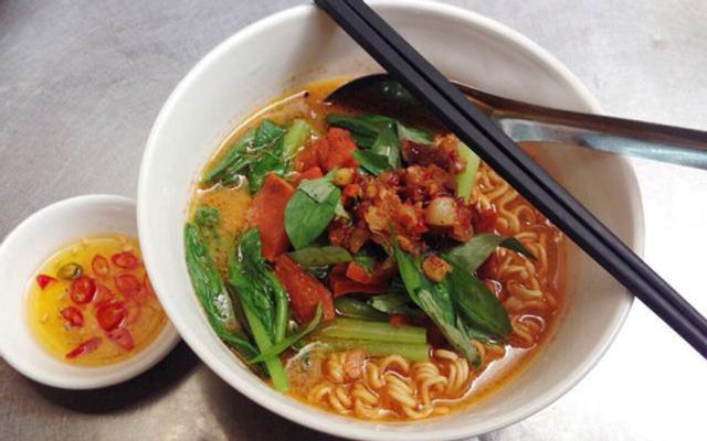 Mì phá lấu