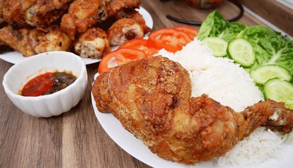 Cơm Chiên Lạp Xưởng + Nước Chấm Gừng( Best )