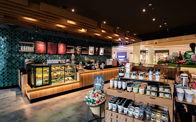 Starbucks Coffee - Estella Place
