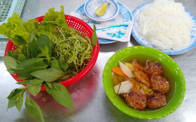 Bún chả phần Hà Nội đặc biệt