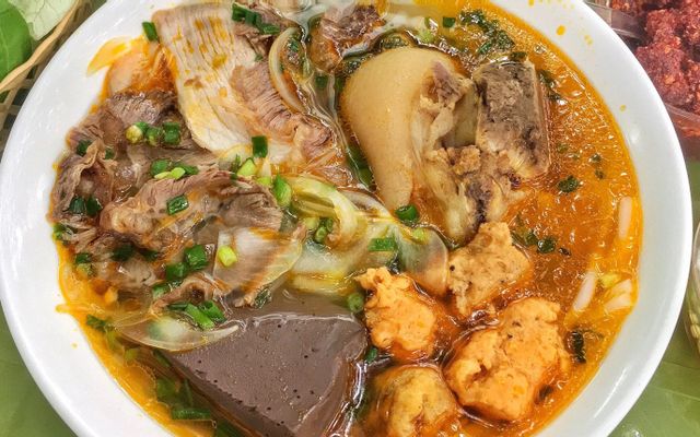 Sông Hương - Bún Bò Huế - Hoàng Diệu