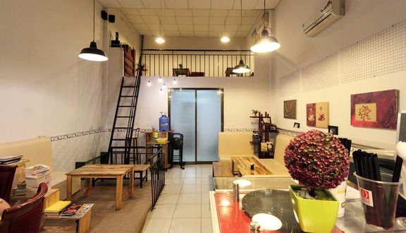 Smile Coffee - Nguyễn Hữu Cầu