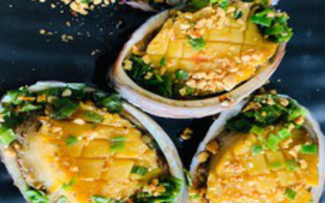 Cơm chiên bào ngư