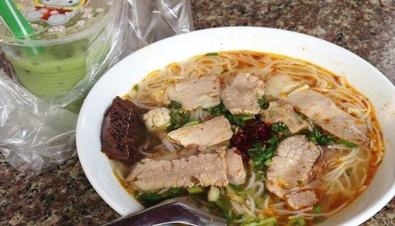 Xuân Nhi - Bún Bò Huế