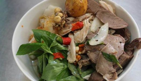 Combo 1  Cơm Gà Xé + 1 Bánh Ướt Lòng + 1C oca - Cola