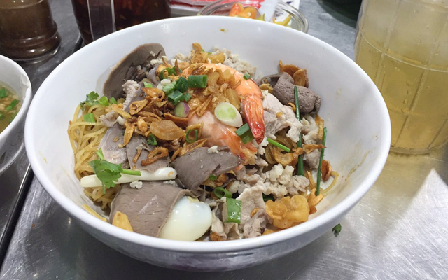 Sinh Đôi - Hủ Tiếu Nam Vang