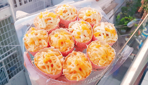 Bông lan trứng muối Sốt Phô Mai