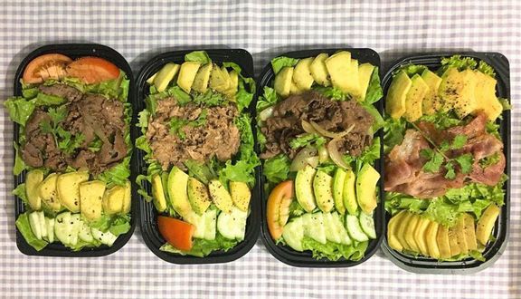 Salad thịt xông khói + trứng