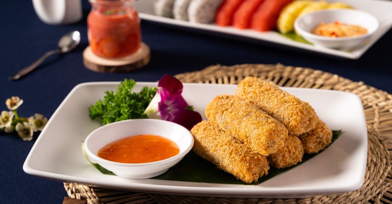 Cơm Chiên Ngũ Cốc