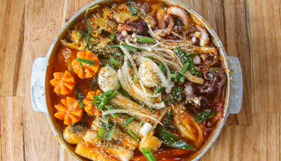 Seoul - Lẩu & Mì Cay 7 Cấp Độ Hàn Quốc