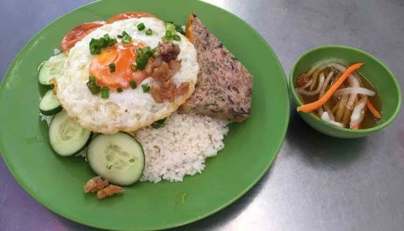 Cơm sườn nướng