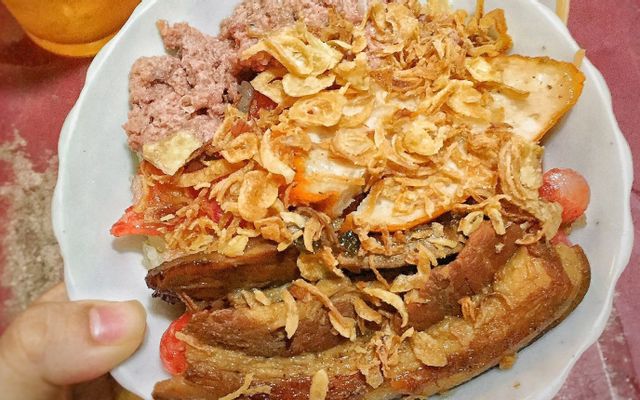Xôi Pate Lạp Xưởng