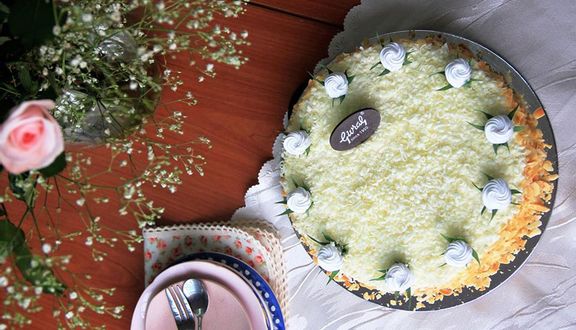 Sài Gòn Givral Bakery - Nguyễn Oanh