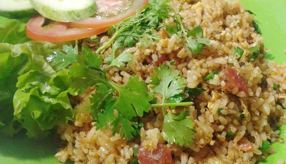 Cơm chiên bò lúc lắc