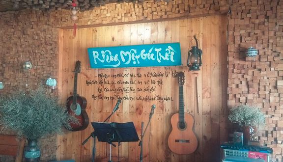 Riêng Một Góc Trời Cafe - Đường Số 11