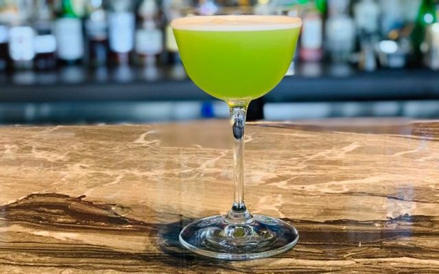 Raw - Cocktail Lounge & Dinner