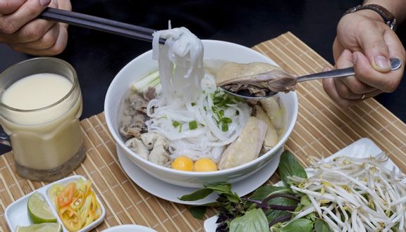 Mực xào củ hành