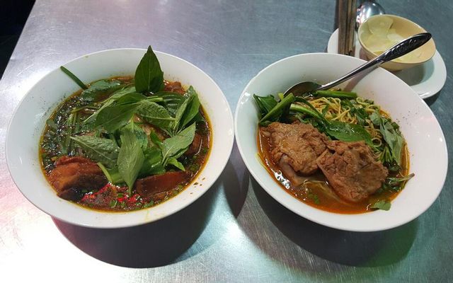 Bún gạo sườn kho
