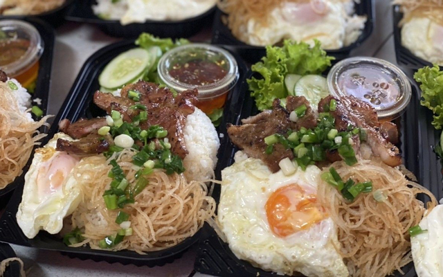 Quán Số 1 - Cơm Tấm & Bún Thịt Nướng