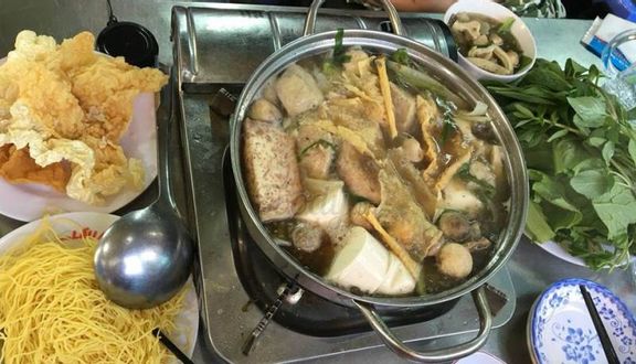 Lẩu bò thập cẩm
