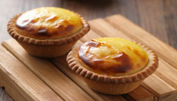 Combo 01 Kem Hộp tiramisu và  2 Bánh Tart Bất Kì
