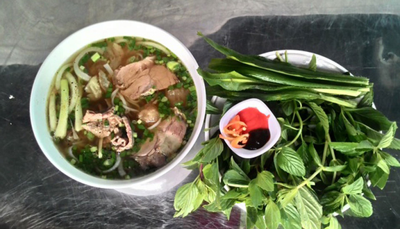 Quán Phở Bình Dân - 100 Hòa Hưng