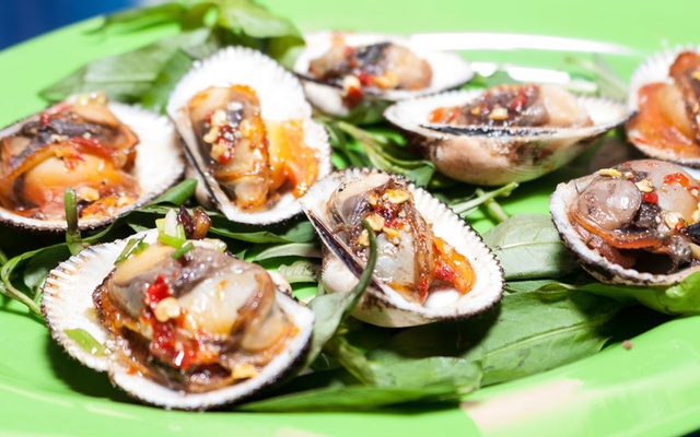 Nghêu hấp sả