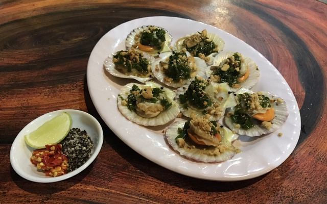 Nghêu hấp Thái