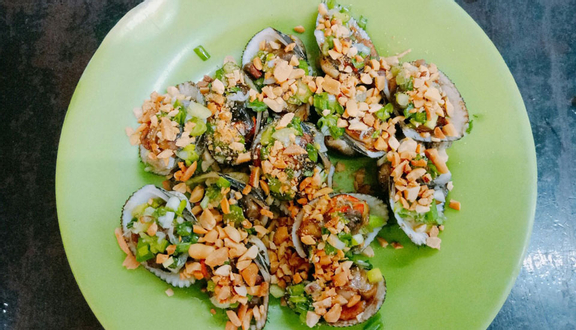 Quán Ốc Nhà Thờ Xóm Chiếu