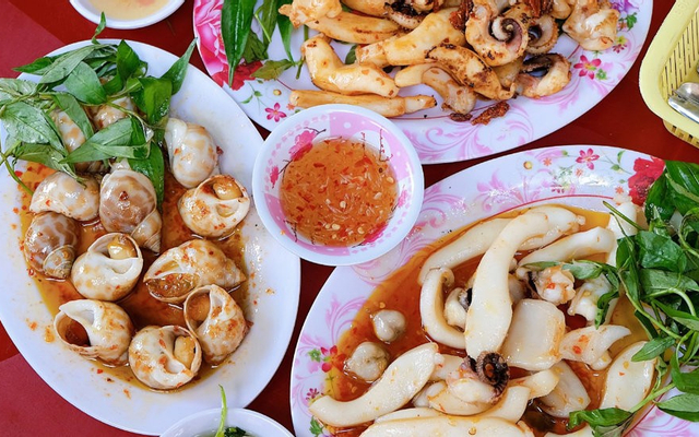 Quán Ốc Chị Hồng - Võ Trường Toản
