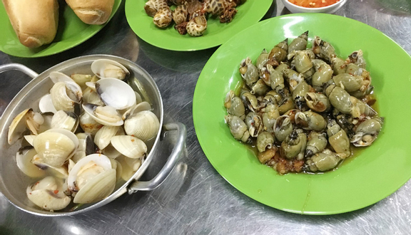 Quán Ốc Bà Xã
