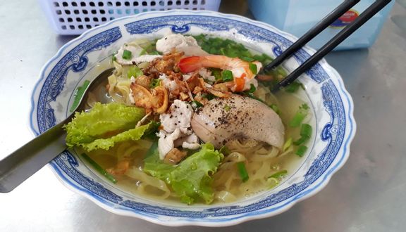 Hủ tiếu mì cật