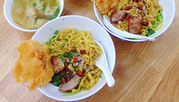 Hủ tiếu mì xá xíu