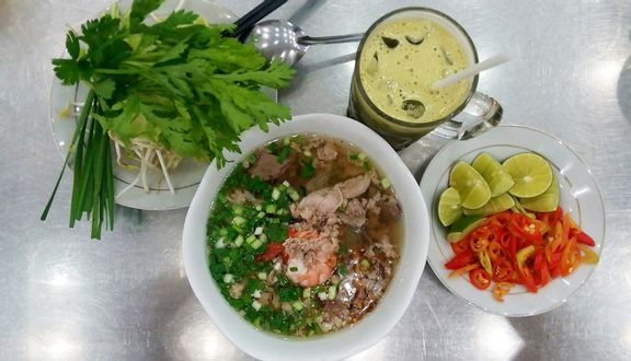 Hủ tiếu gân