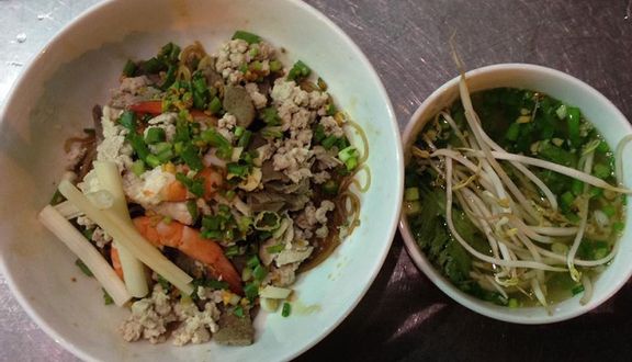 Bún gạo xí quách