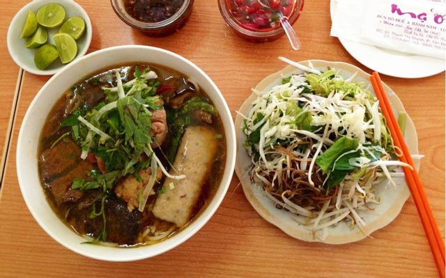 Bún bò nạm