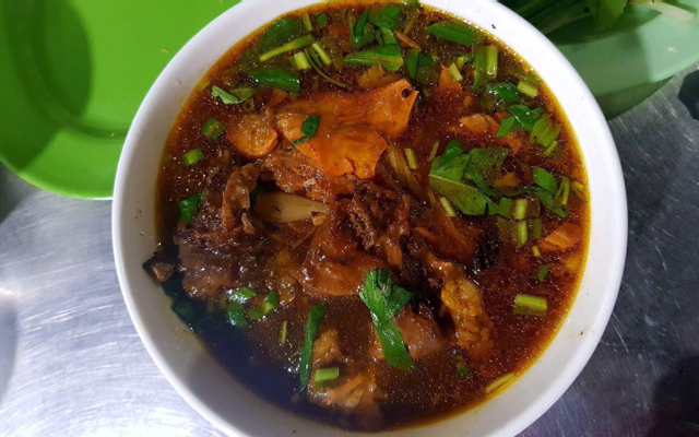 Quán Linh - Bún Bò Huế & Bò Kho