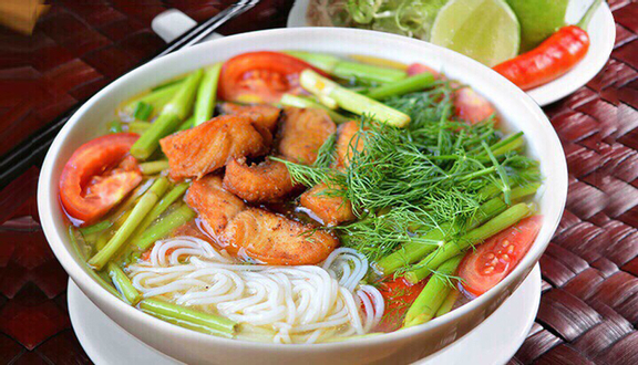 Bún ốc chuối đậu