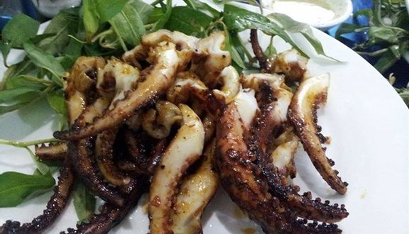 Quán Lẩu & Que 5k - Kẻ Băng Giá