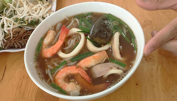 Quán Hoàng - Bún Mắm, Bún Bò & Hủ Tiếu Nam Vang