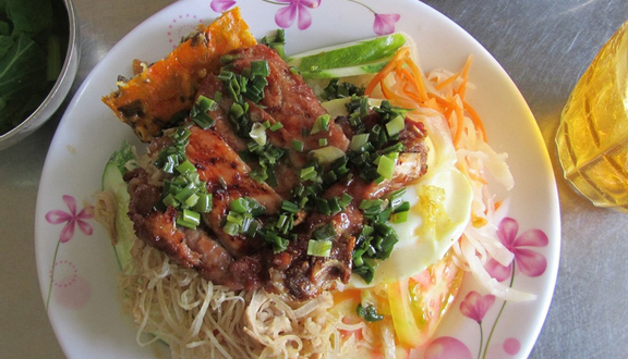 Quán Cơm Tấm Bình Dân